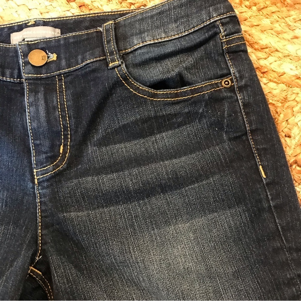 ▪️NEW YORK & COMPANY Denim Shorts - Picture 6 of 11